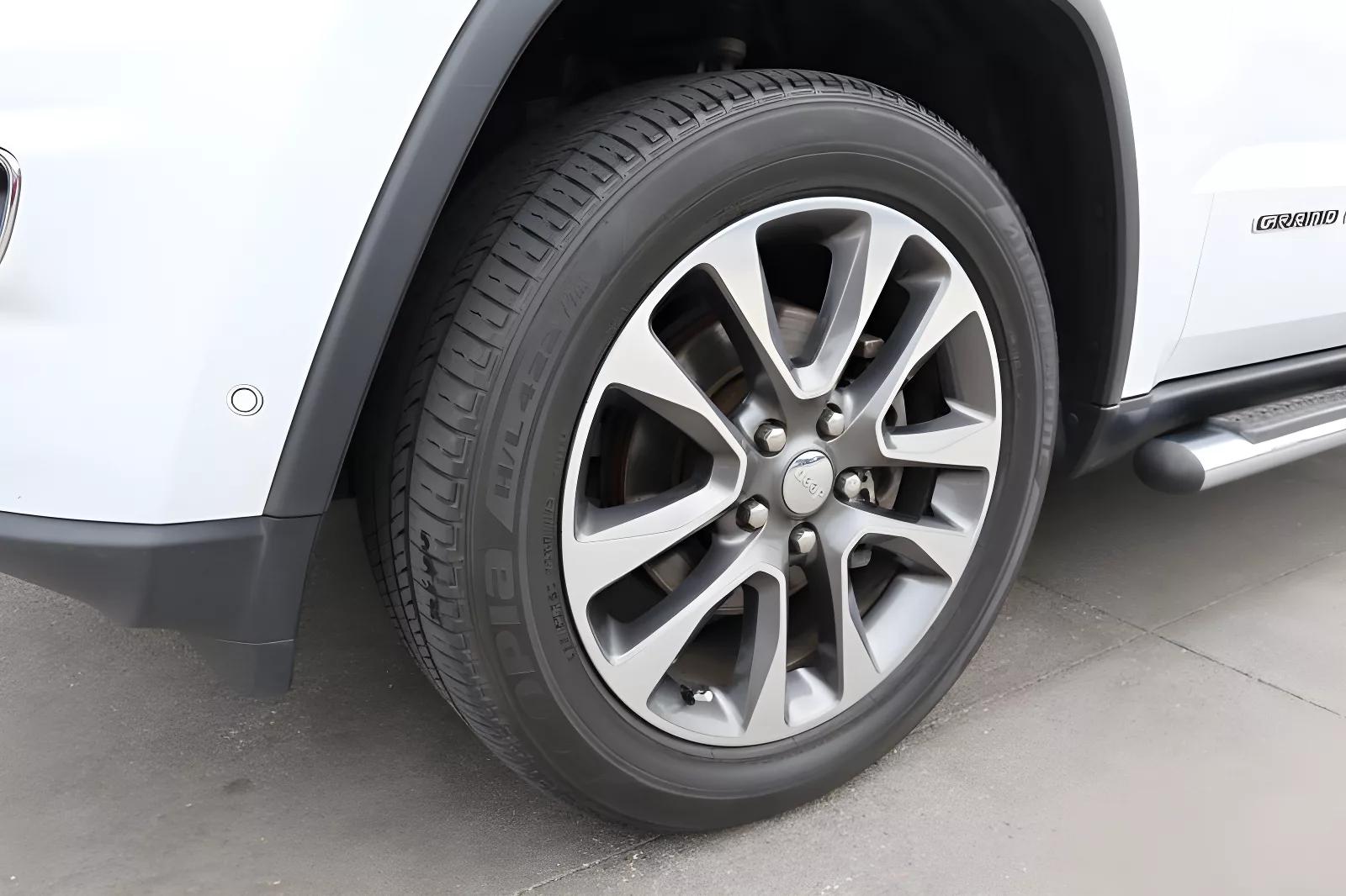 jeep grand cherokee 2018 1C4RJFBG1JC273949 image jeep grand cherokee 2018 1C4RJFBG1JC273949 image